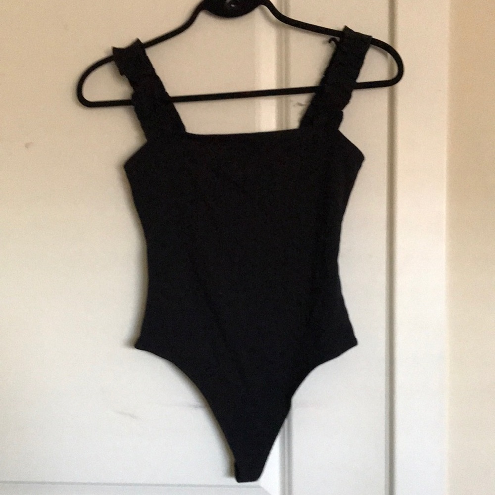 Sunday Best ruffle bodysuit like new